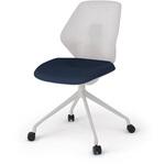 キュアチェア 樹脂メッシュバック 肘なし 4本脚アルミ塗装脚 PV張地 ウレタンキャスター<配送時組立サービス付> イトーキ