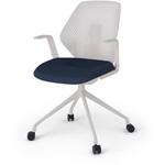 キュアチェア 樹脂メッシュバック 肘付 4本脚アルミ塗装脚 PV張地 ナイロンキャスター<配送時組立サービス付> イトーキ