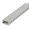 スロット付き配線ダクト(カバー付属)/幅50mm x 高さ25mm/長さ2m/スロット幅8mm/配線隠し用PVCケーブルダクト/最大25本収容可能/UL規格認定品 StarTech.com