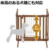 - ペット用 木製おくだけドア付ゲート Richell(リッチェル) 75608499