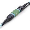 MPOSMAPCGNCOUPLER 光ケーブル中継コネクター/MPO・MTP APC/シングルモード対応/Key Up-Key Down/グリーン/パッチパネル・エンクロージャー対応/データセンター光ファイバー配線・延長用カプラー StarTech.com 78164531