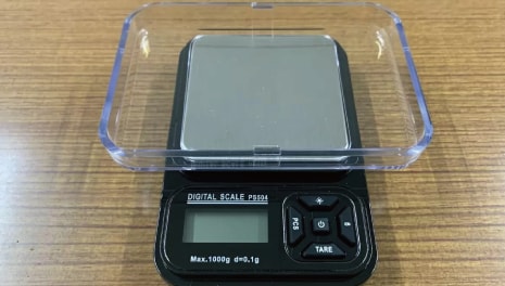 皿に少し深さがあるので、転がりやすいものでも測量しやすくなっています。