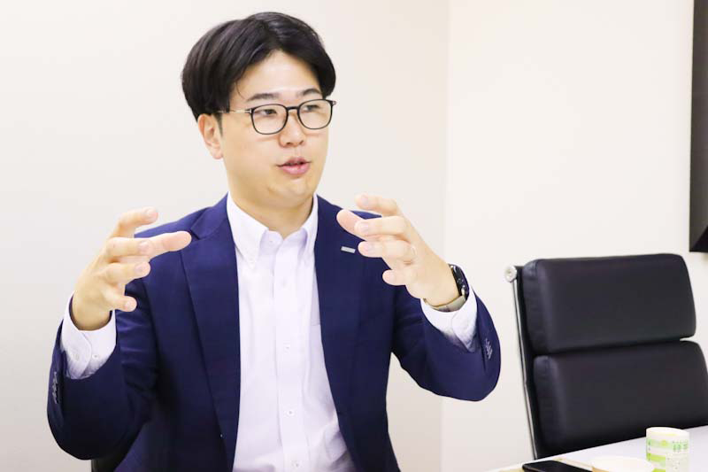 染谷 亮二郎様 対談の様子3