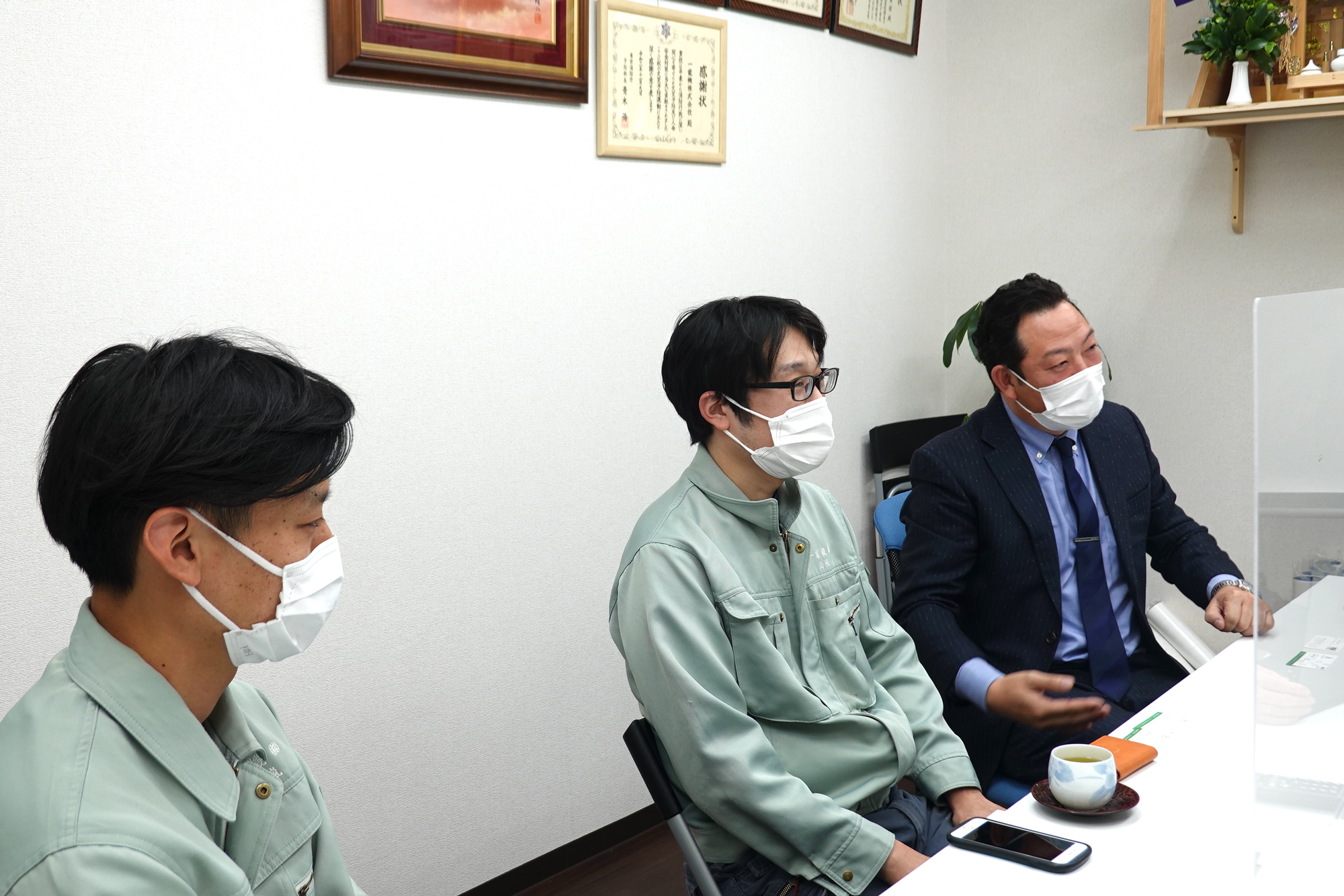 一電機株式会社　代表取締役 村田英樹さん　消防設備士 山﨑祐樹さん　工事部部長 五十嵐俊介さん