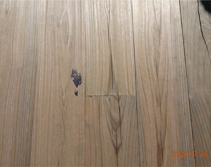 図-7 (図5-54) 大屋根リングの床材：グレー化なし